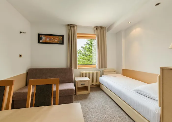 Konaci & By Husky * 科帕奥尼克