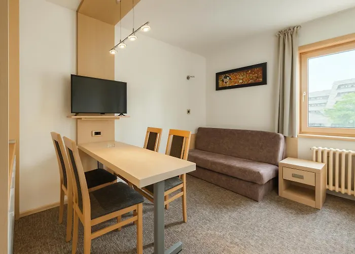 Konaci & By Husky 公寓 *